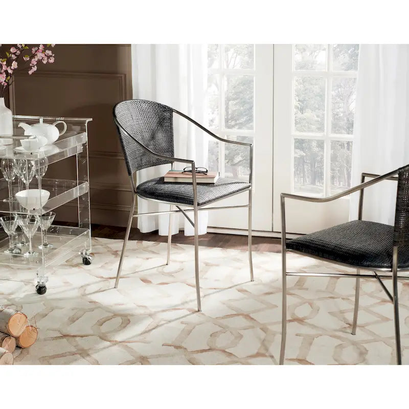 SAFAVIEH Jullieta Black Arm Chair (Set of 2) - 21 W x 22.3 L x 33.5 H - 21Wx22Dx34H